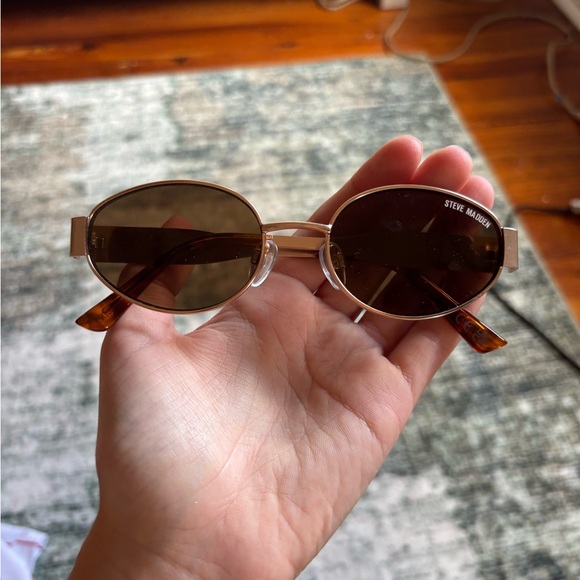steve madden vintage style sunglasses tortoise shell - Picture 1 of 2